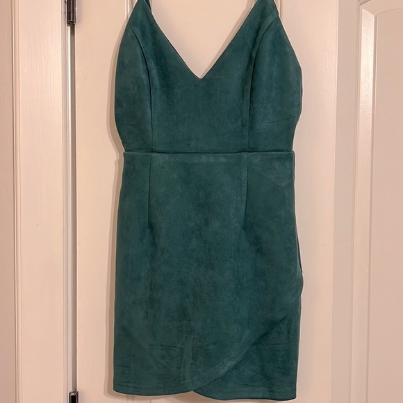 Brand New Revolve Superdown Green XS Dress - Picture 7 of 12